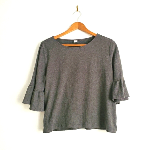 5 for $25 Clearance Old Navy Bell Sleeve Blouse - Picture 3 of 4